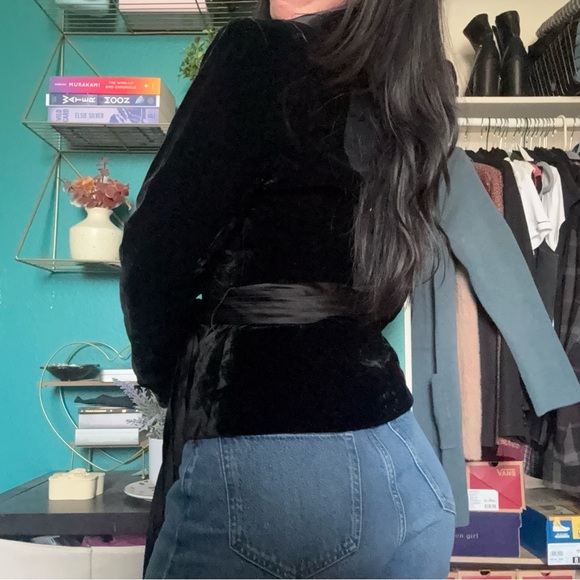 Kay Unger Black Velvet Blazer - Picture 2 of 9